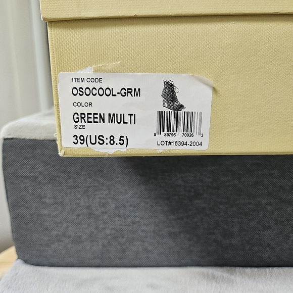 Green L'Artiste Spring Step Shoes - Picture 10 of 10